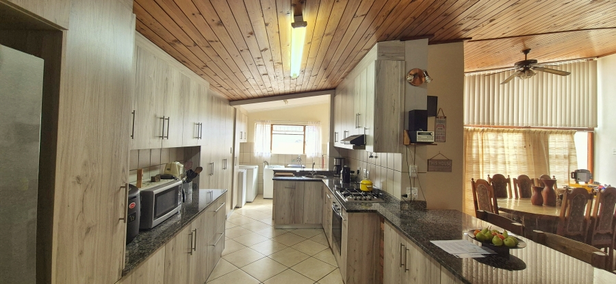 3 Bedroom Property for Sale in Doornkuil Western Cape